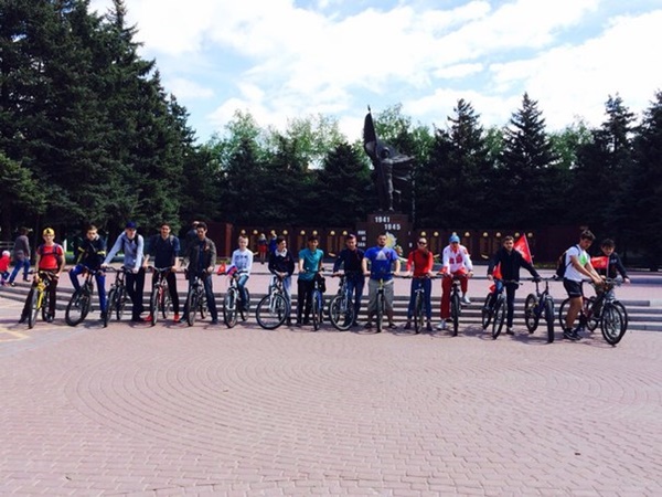 В городе Шахты состоялся велопробег, посвященный 70-летию Победы