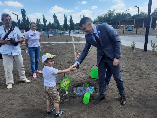 В городе Шахты открыли новый детский сад на улице Мечникова: видео