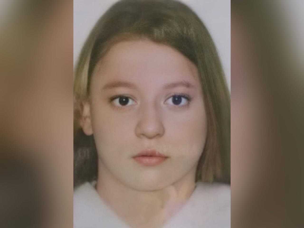 Убили 14 летнюю девочку. Школьница найдена мертвой. Ростовская школьница пропала. Девочки в школе.