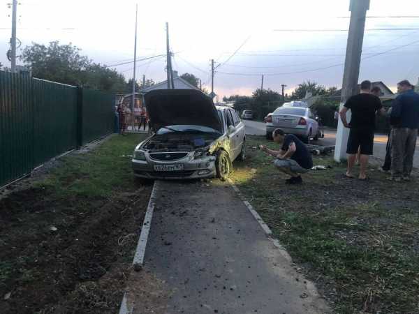 В Каменоломни столкнулись «Форд Фокус» и «Хендай Акцент», пострадали два человека