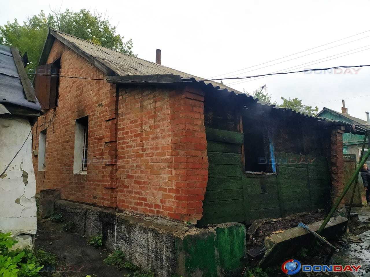 В Шахтах 89-летняя старушка едва не погибла в пожаре в частном доме »  DonDay - новости Шахты. Происшествия, события, новости бизнеса, политики,  культуры и спорта.