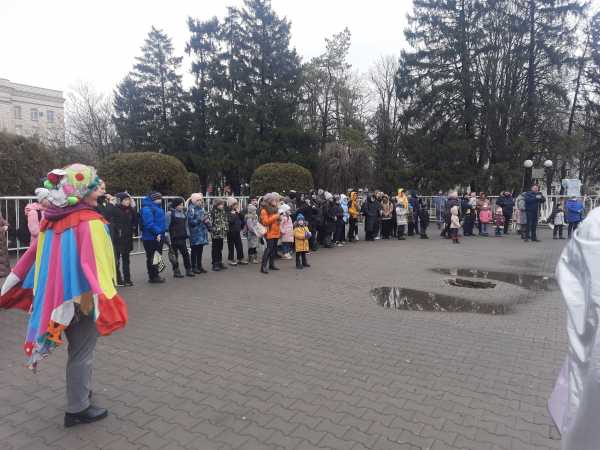 Шахтинцы раскритиковали открытие городской Елки в соцсетях