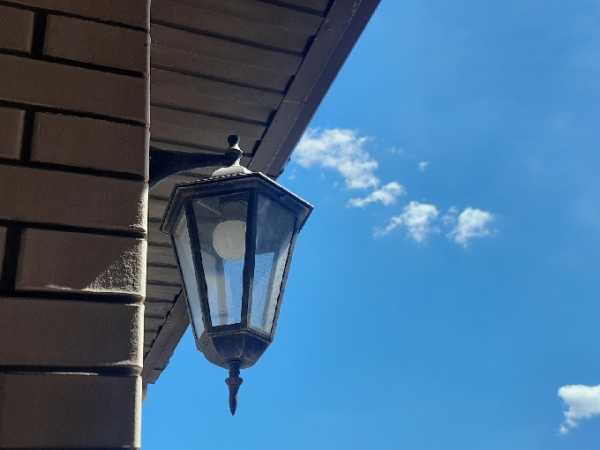 В Шахтах отключат свет на 18 улицах 7 декабря