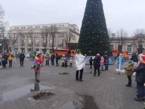 Шахтинцы раскритиковали открытие городской Елки в соцсетях