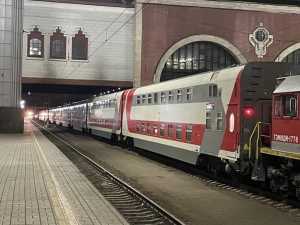 На станции в Шахтах из поезда высадили двух буйных пассажиров