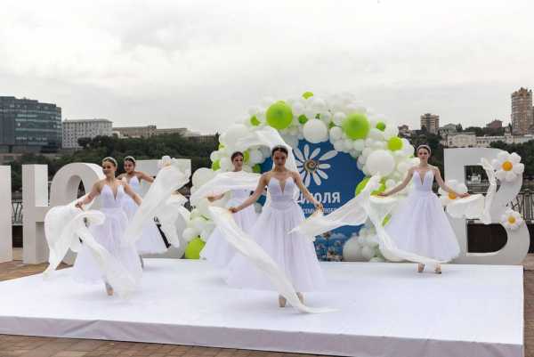 В донской столице чествовали лучшие семьи в День семьи, любви и верности