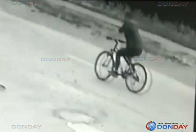 В Шахтах украли велосипеды из подвала дома