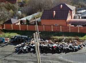 Шахтинцы жалуются на огромную свалку на улице Текстильной