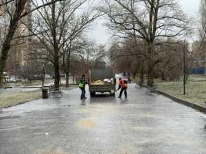 Управляющие компании Ростова накажут за недостаточную обработку тротуаров в гололед