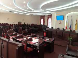 В Шахтах отменили заседание комитета по ЖКХ в городской Думе