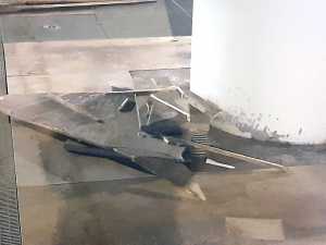 В парке города Шахты вновь разбили плитку на фонтане: видео