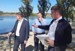 Из-за стройки аквапарка в Шахтах могут сократить лесную зону и расширить пляж