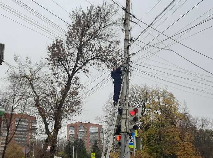 В Шахтах отключат свет на 16 улицах 28 октября