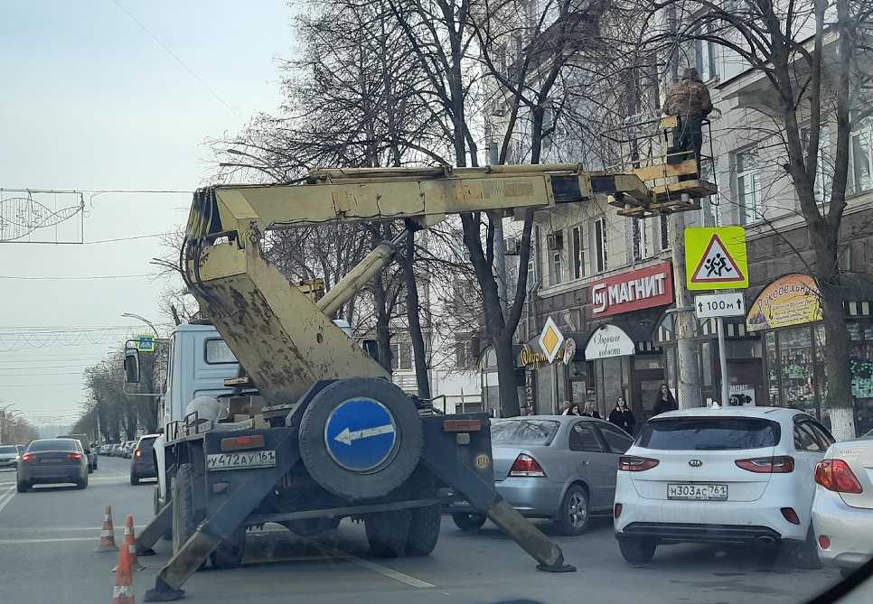 В Шахтах отключат свет на 22 улицах 15 ноября