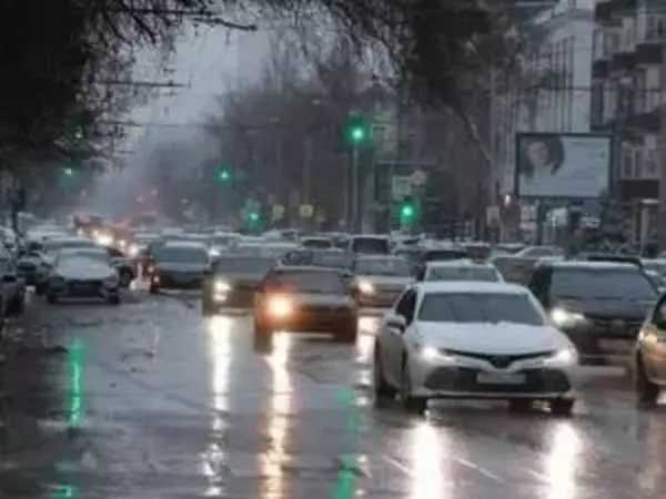 На Дону объявили экстренное предупреждение из-за гололеда