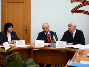 В Шахтах депутатов городской Думы просят активнее вести соцсети