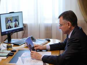 Юрий Слюсарь поручил выделить 10 млн рублей на восстановление водоснабжения в Морозовском районе