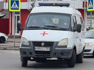 Пожилой мужчина умер посреди улицы в Шахтах