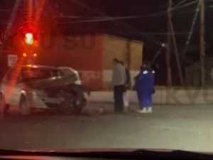 На перекрёстке в посёлке Петровка Шахт разбились автомобили