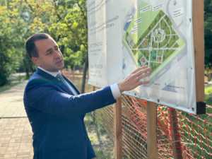 В Ростове стартовало благоустройство сквера Оганова, за проект которого голосовали жители