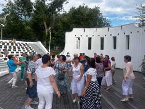 В Ростове прошла зажигательная дискотека для жителей “серебряного” возраста