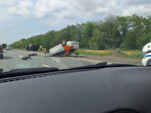 Вблизи города Шахты произошла жуткая авария на трассе М-4 «Дон» с «перевертышем»