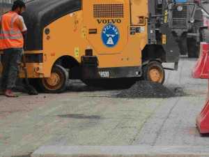 На участке трассы М-4 «Дон» под Шахтами возникла пробка из-за ремонтных работ