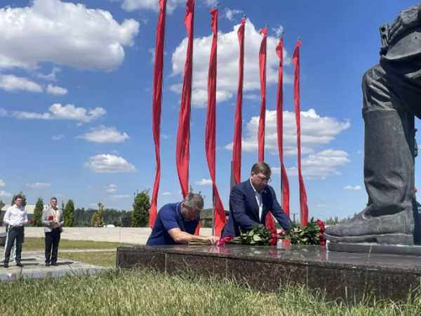 Молодежные парламенты Ростовской области и Санкт-Петербурга подписали соглашение о сотрудничестве
