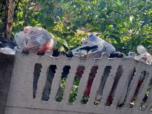 В Шахтах нарушается график вывоза мусора в посёлках Артём и "Гидропривод"