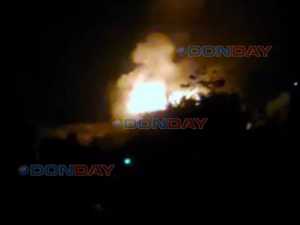 В Шахтах из-за поджога травы вспыхнул заброшенный ДК имени Мешковой