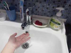 В Шахтах жители нескольких улиц остались без воды на время проведения ремонтные работ