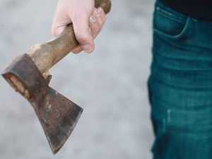 Суд Новошахтинска приговорил убийцу, напавшего с топором на знакомого, к колонии на 8 лет