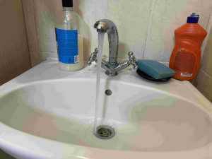 Жители улиц Текстильная и Ворошилова в Шахтах остались без воды 28 июля