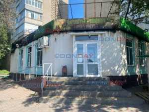 В Шахтах подожгли торговый ларёк на улице Шевченко