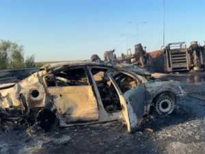 В районе аэропорта Платов в крупном ДТП погибли четыре человека