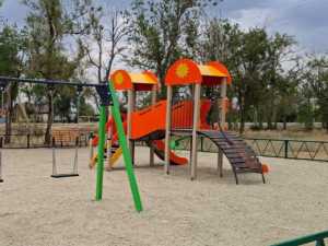 В Ростовской области стартовало обновление детских площадок