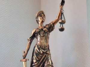 В Шахтах осудили мужчину за кражу техники и металла из частного дома