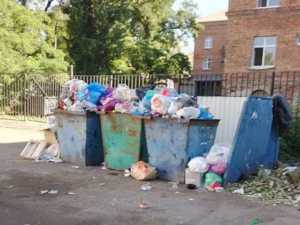 Лишь четверть мусорных площадок в Шахтах находятся в пригодном состоянии