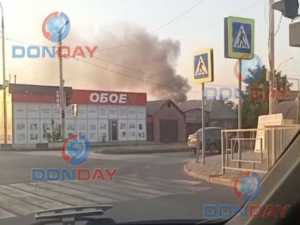 В Шахтах загорелась хозяйственная постройка на улице Рабоче-Крестьянская