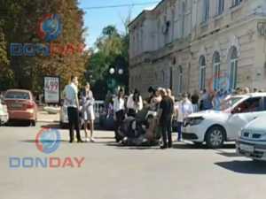 В Шахтах на проспекте Карла Маркса сбили девушку