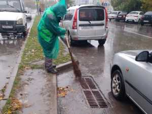 В Ростове-на-Дону расчистили ливнеприемники для предотвращения подтоплений