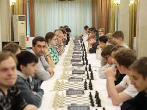 Глава Ростова-на-Дону Александр Скрябин посетил открытие Всероссийского турнира по быстрым шахматам