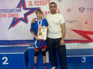 Самбисты из Шахт стали победителями и призерами областных соревнований