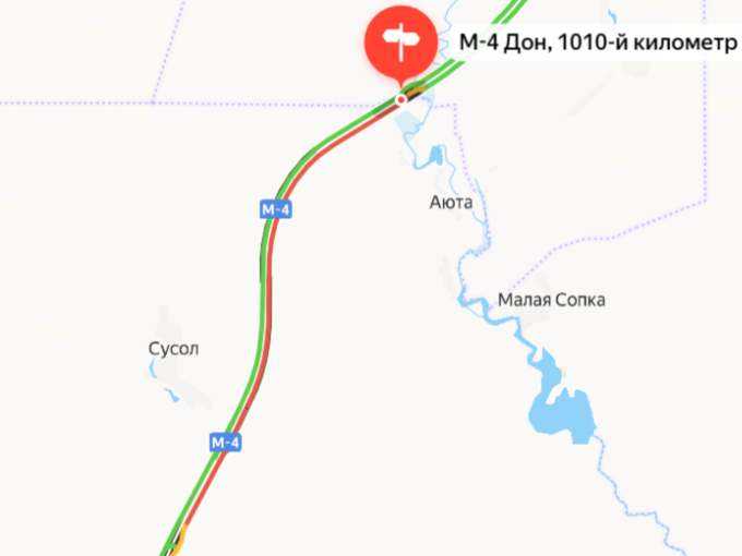 На трассе М-4 «Дон» под Шахтами образовался затор из-за дорожных работ