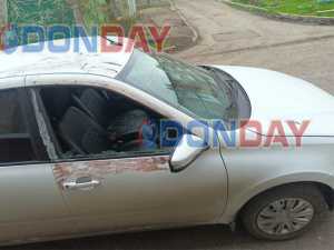 В Шахтах злоумышленники разбили окно машины и похитили сумку с документами