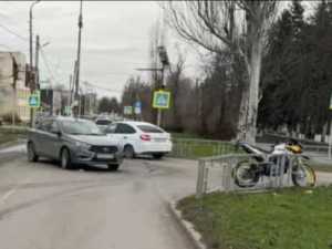 Подросток на мотоцикле пострадал в ДТП в Шахтах