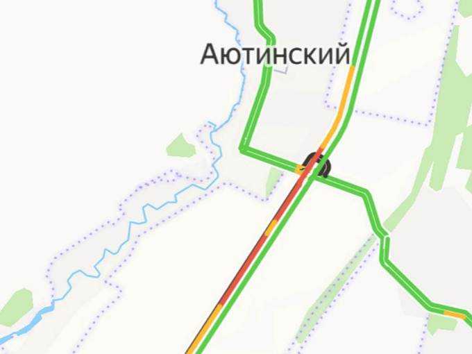 Пробка из-за аварии парализовала трассу М-4 