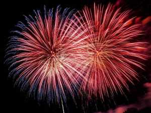 Жители Шахт запускали фейерверк, несмотря на запрет