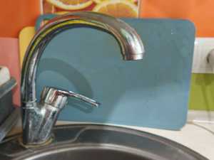 Ни дня без аварии: в Шахтах без воды остались более семи улиц 8 января