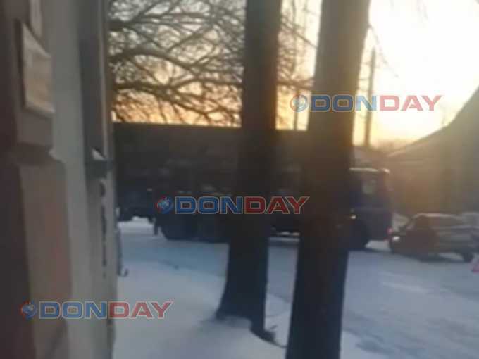 Фура, груженная живыми индюшками, попала в ДТП в Шахтах